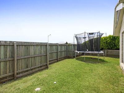Unit 1 / 20 Tempest Drive , Glenvale