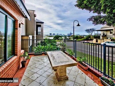 4 Macey Street, East Perth