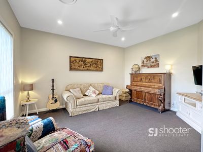 6 Crossroads Drive, Dubbo