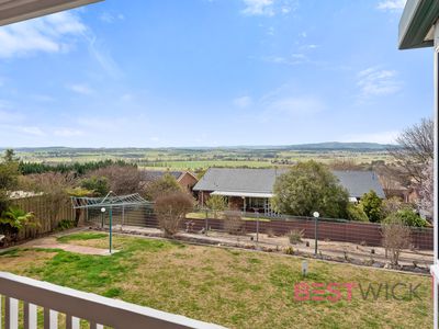 15 Beavis Place, Llanarth