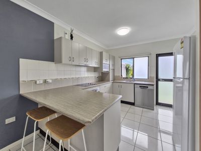 15 / 33-35 Tower Avenue, Atherton