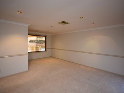 14 Oakmont Avenue, Dubbo