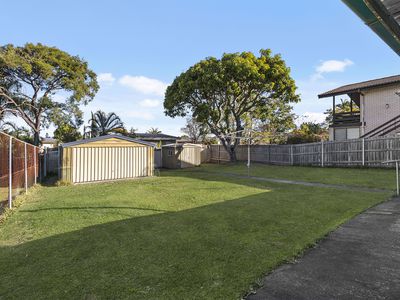 104 Basnett Street, Chermside West