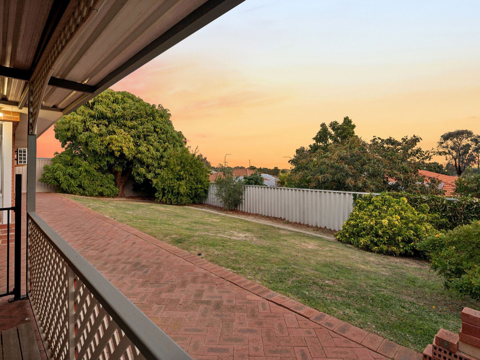 28 Hatherley Parade, Winthrop