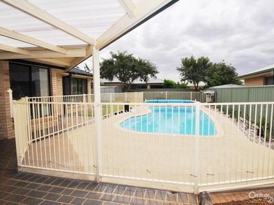 9 Nepean Place, Dubbo