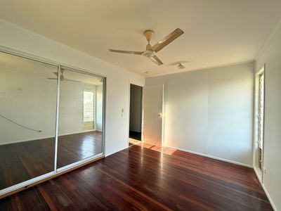 15 Barraclough Crescent, Moranbah