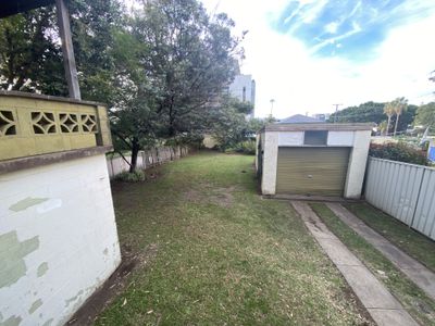 6 Bourke Street, North Wollongong