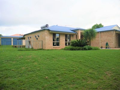 6 Steele Court, Kingaroy