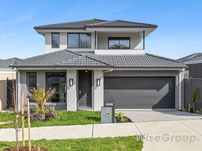 35 D'Angelo Avenue, Officer