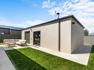 29 Swan Lake Drive, Sale