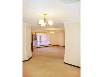 11 McCleery Street, Kalgoorlie