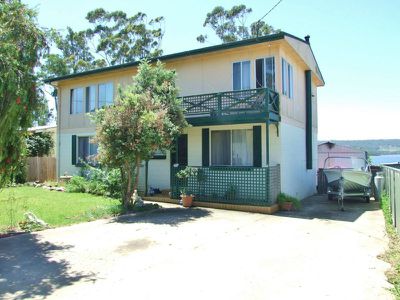 2 Emblen Street, Eden