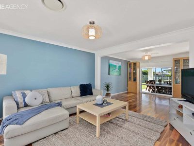 18 Bottlebrush Street, Kawungan