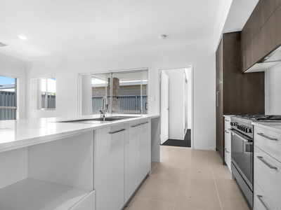 1 Ambient Approach, Southern River