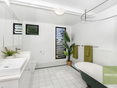 61 First Avenue, Railway Estate