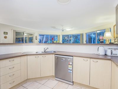 8 Friarbird Court, Jacobs Well