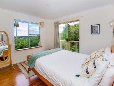 7 Yackatoon Court, Ocean Shores