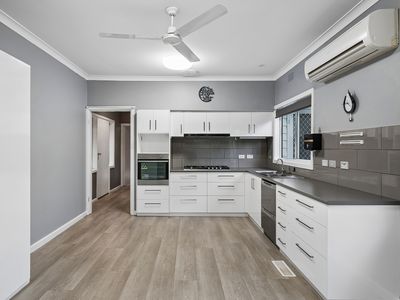 15 SERVICE STREET, Tatura