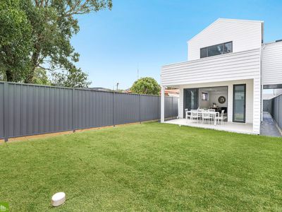 27 Thalassa Avenue, East Corrimal