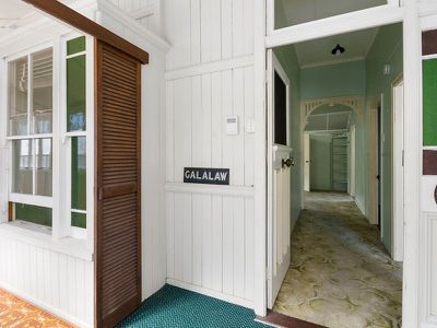 8 Whitehill Road, Newtown