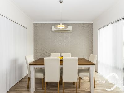 2 Alvarez Parkway, Tapping