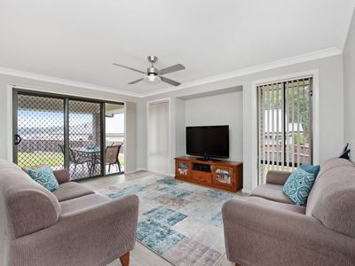 43 Wuru Drive, Burrill Lake