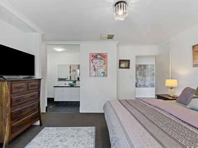 13 Sorrento Turn, Secret Harbour