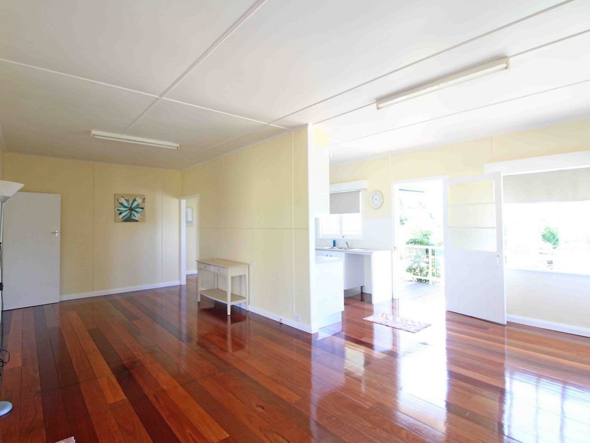 16 - 18 KERR STREET, Ravenshoe