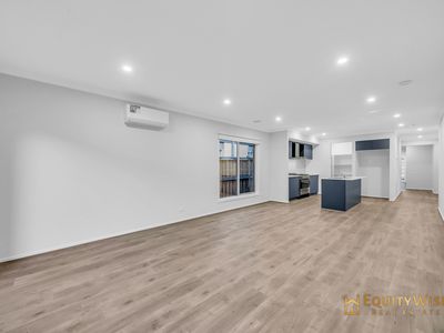 36 Homecrest Crescent, Wyndham Vale