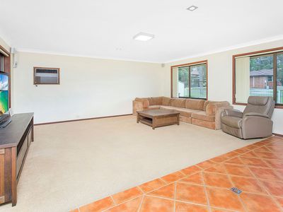 21 Horsley Road, Oak Flats