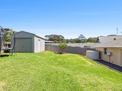 27 Yugura Street, Malua Bay
