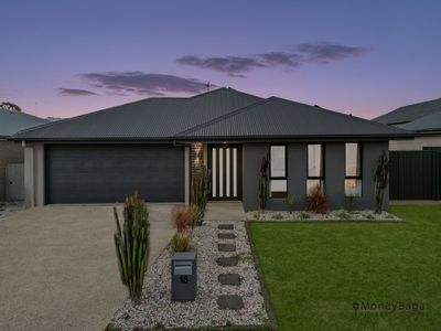 15 Normanby Way, Jimboomba