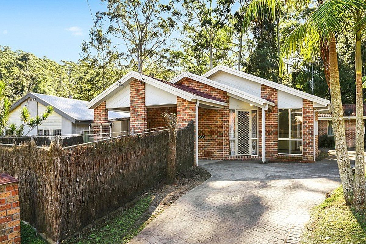 14 Ferntree Close, Wyoming