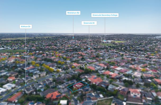 8 Arbroath Court, Greenvale