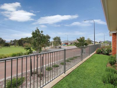 6 Opalite Way, Aveley