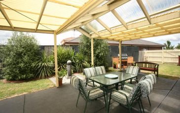 11 McCubbin Way, Berwick