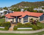 8 Crestbrook Drive, Mount Louisa