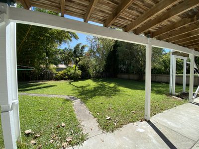 6 Royal Avenue, South Golden Beach