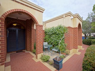 15 Oakwood Avenue, Woodlands