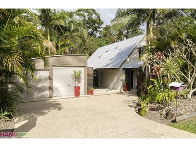 9 Palm Grove Crescent, Tewantin