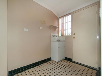 23 Broadarrow Road, Kalgoorlie