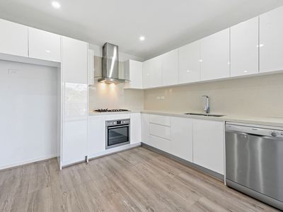 B206 / 18-22 Carlingford Road, Epping