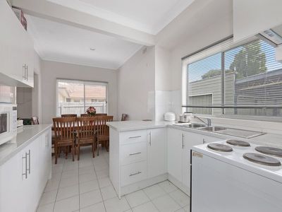 56 Hemmings Street, Dandenong