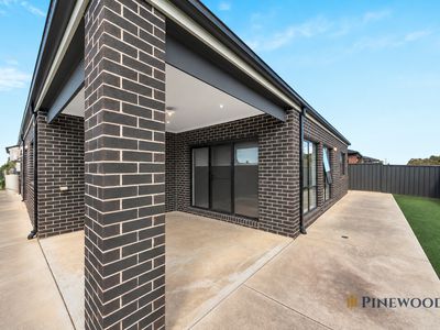 38 Serengeti Circuit, Tarneit