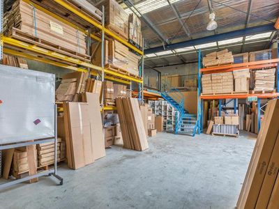 2 Loop Road, Werribee