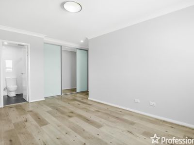 202 / 8 Cornelia Road, Toongabbie