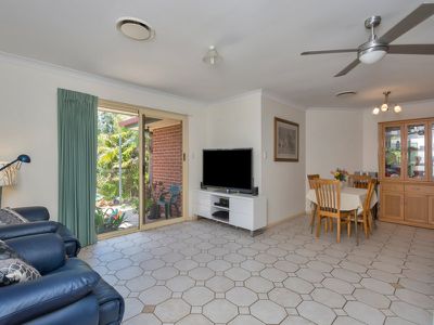 27 Balmoral Grove, Karalee