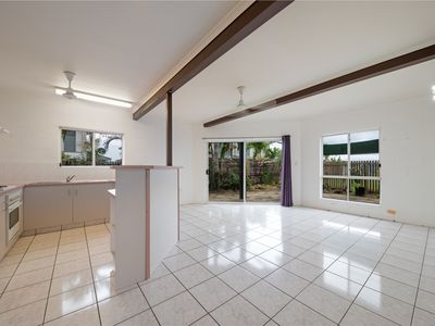 2 / 12 Gardenia Street, Proserpine