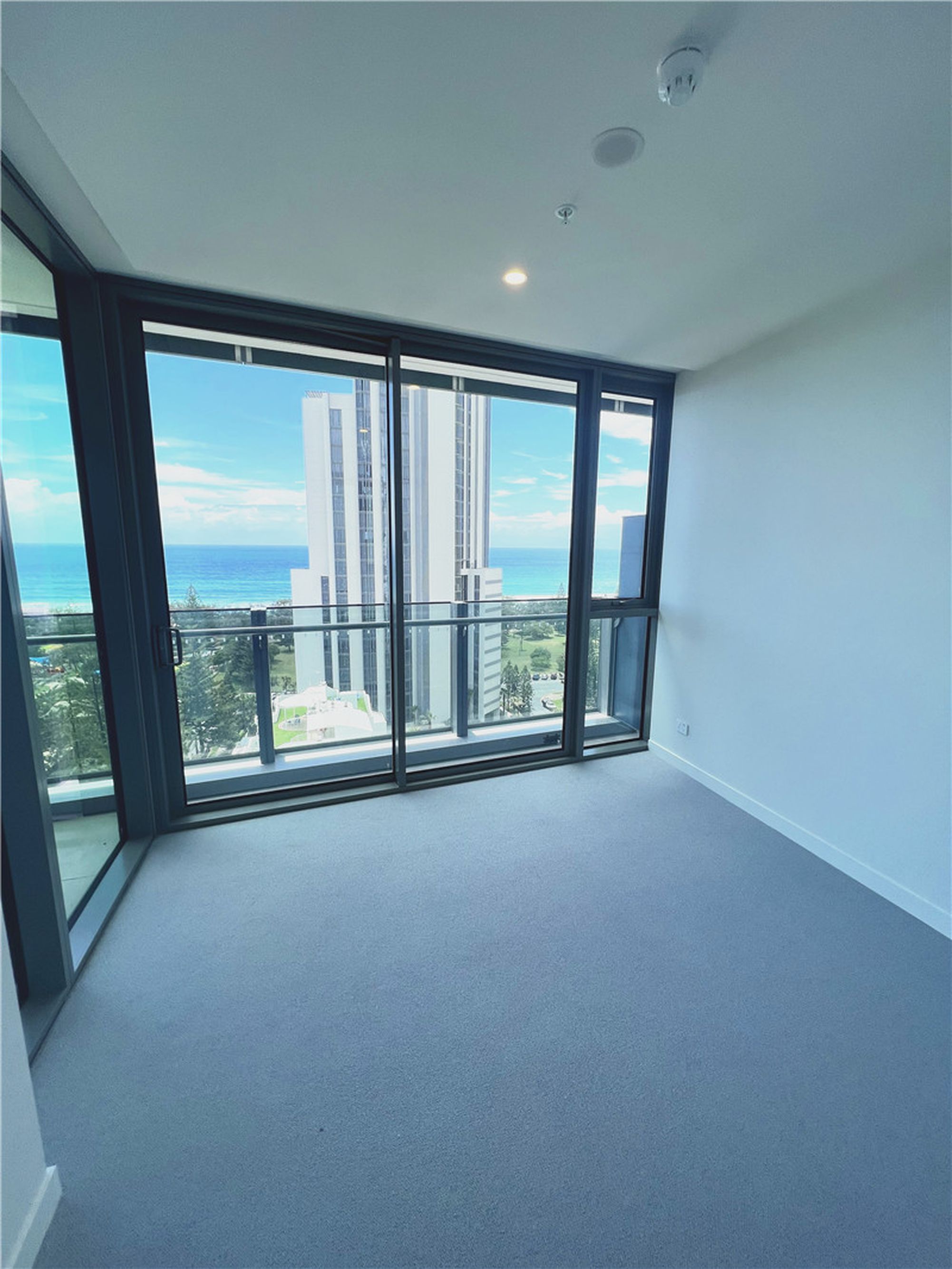 1302 / 12-18 Philip Avenue, Broadbeach