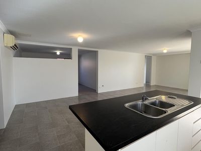 28 Watkins Loop, Tapping
